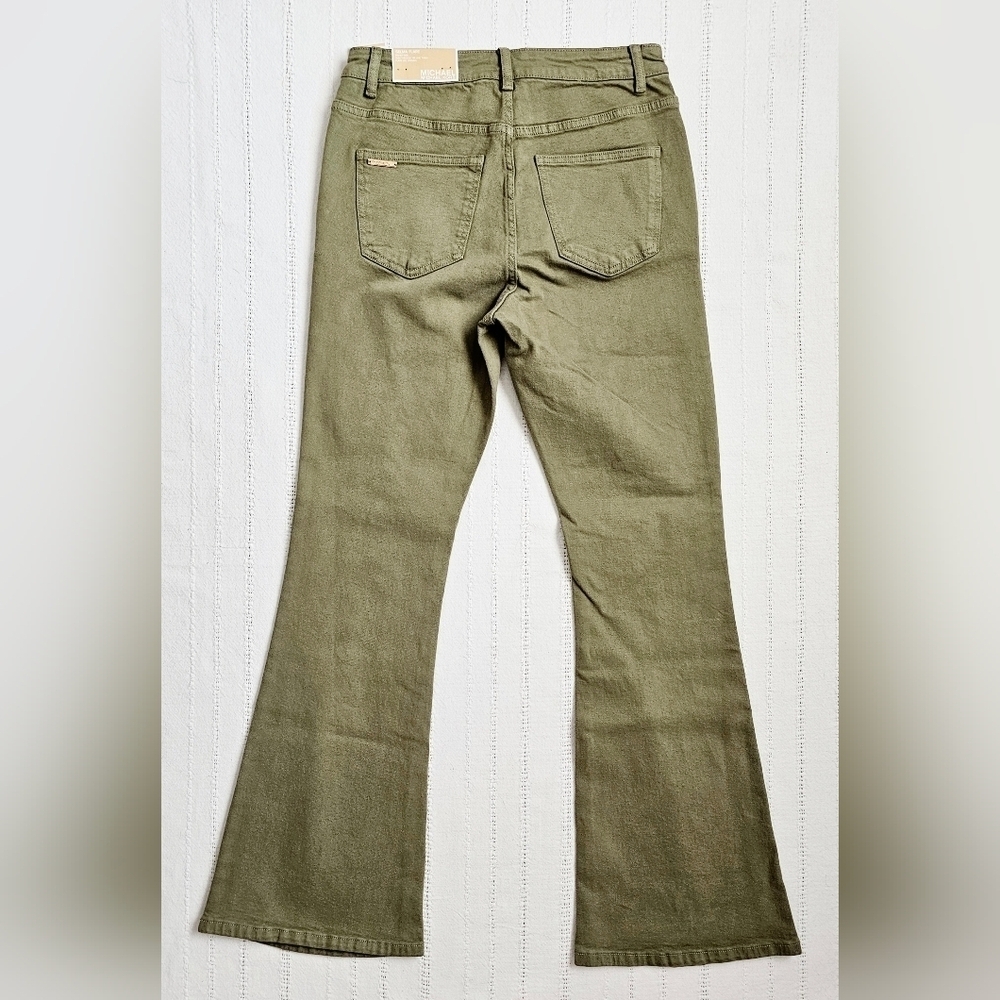 MICHAEL Michael Kors High Rise Selma Flare Jeans Olive Green Retro Stretch 6 NEW - Picture 8 of 13